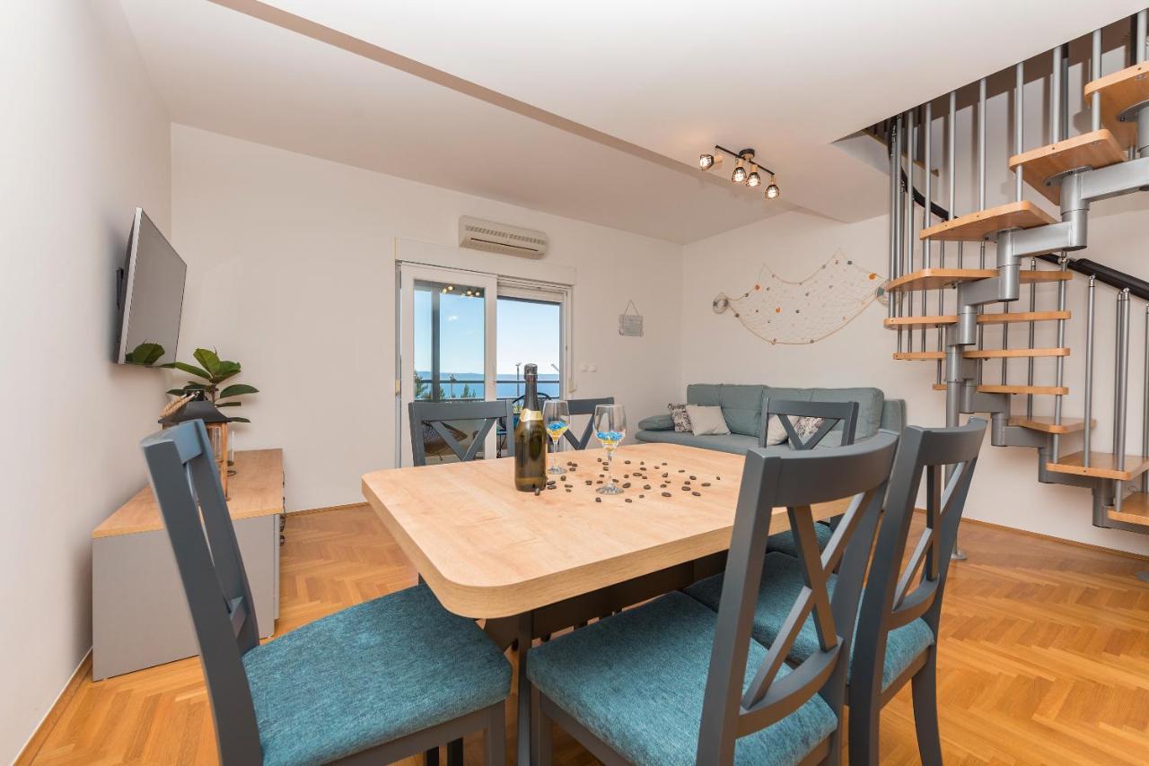 Deluxe 3 Bedroom Apartment With Sea View Башка-Вода Экстерьер фото