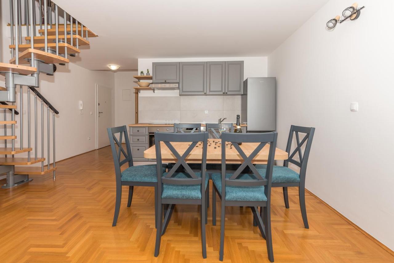 Deluxe 3 Bedroom Apartment With Sea View Башка-Вода Экстерьер фото